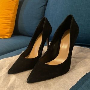 ALDO - black suede pumps